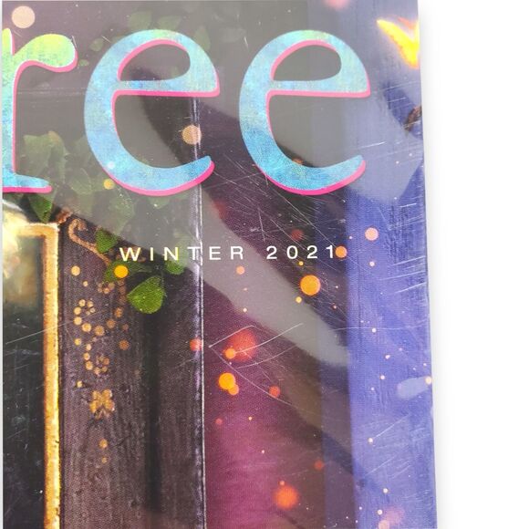 Disney D23 Magazine Winter 2021 Encanto Madrigal Family 60th Animated New Sealed - Picture 3 of 3